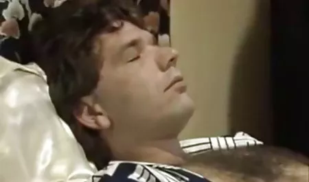 Shelly uzun konulu sexs filmi ile eğlenceli ayak