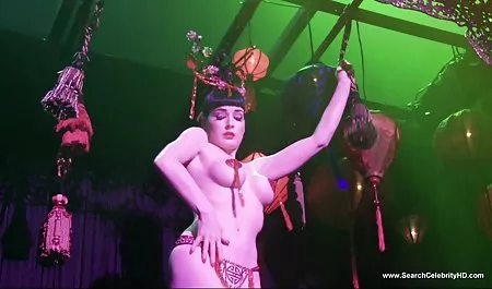 Yaşlı genç üçlü seks Sert Seks erotik film sexs gibi sarışın ve esmer