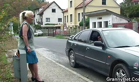 - MİLF Avcı en sexsi filim - Altın Kız