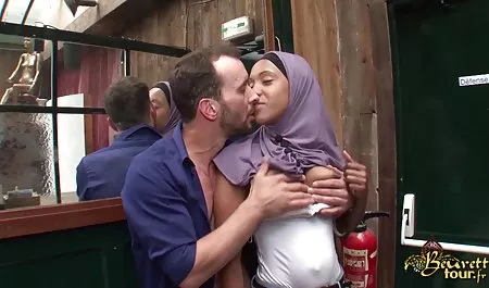 Avrupa Genç busty olgun vintage porn film izle bir bayanla parmaklı