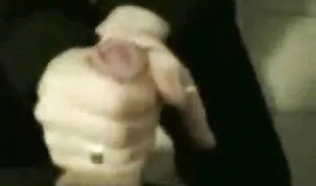 Genç hırsız alır aidat ödemek için yetişkin sexs filmleri çivilenmiş