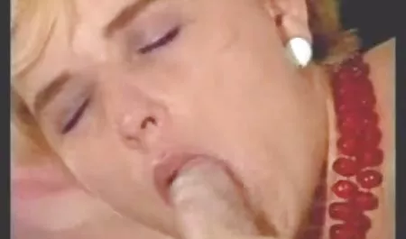 Sıska genç kız Asya full film sex izle önünde yatarak