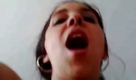 Busty MİLF türk sexs film Mastürbasyon yapar ve Siker