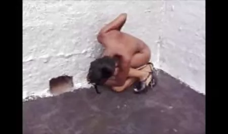 Olgun MILF hd sexs filmi Fucks azgın genç torunu